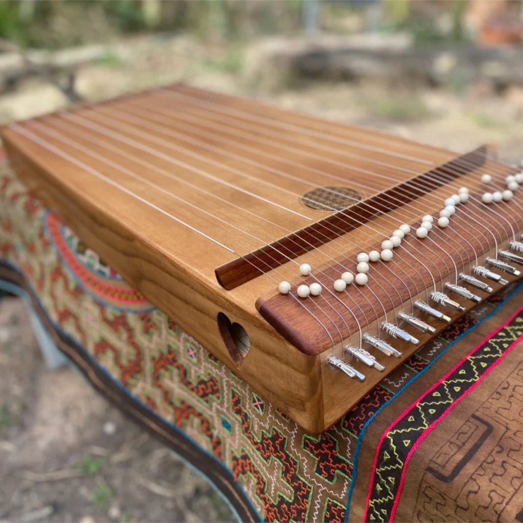 05-Monocorde de corazon-06